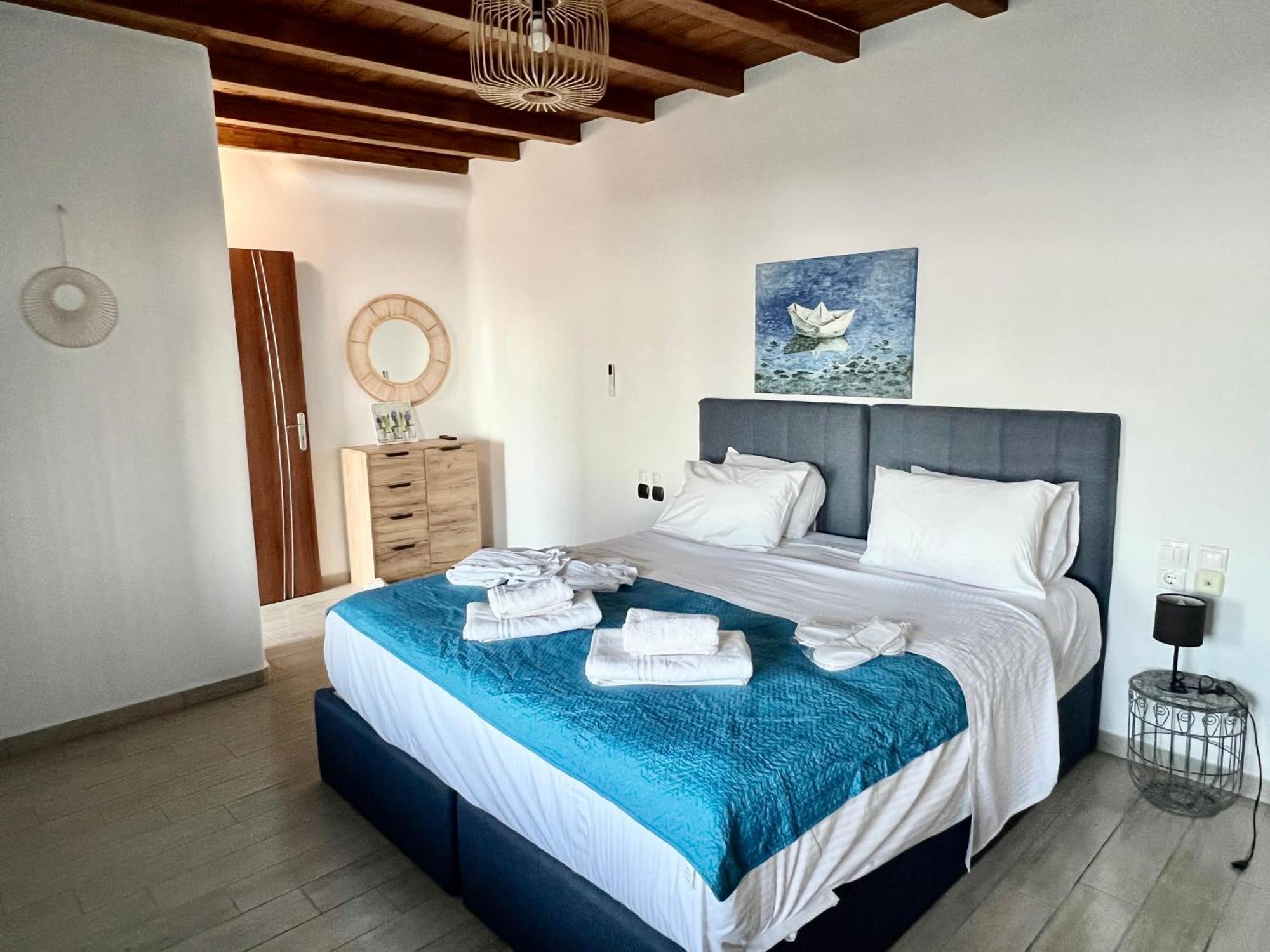 Vaqueros Aparthotel Mykonos Town Exterior photo